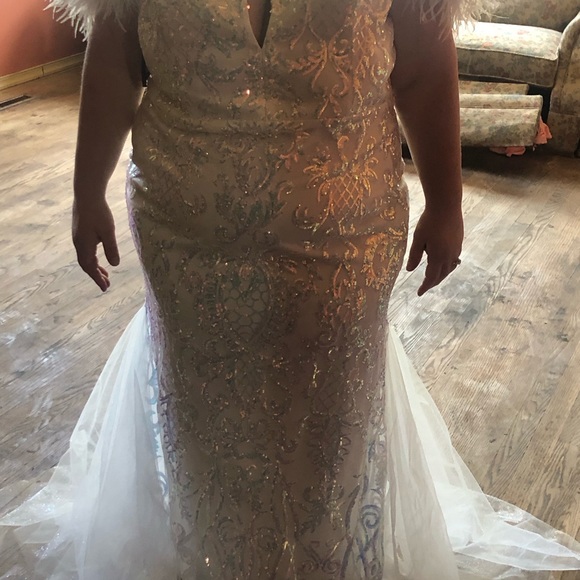 18 wedding dress - Picture 4 of 4